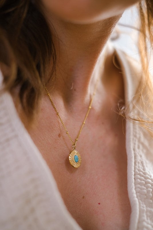 COLLANA MEDAGLIONE CON PIETRA
