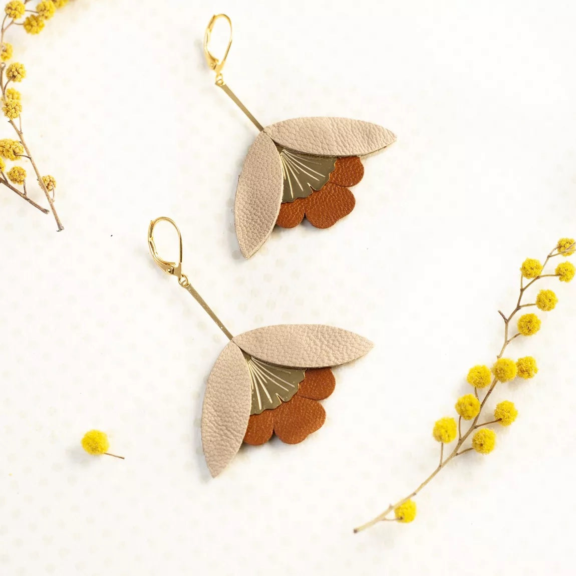 ORECCHINI FLEUR DE GINKO MARRONE ORO