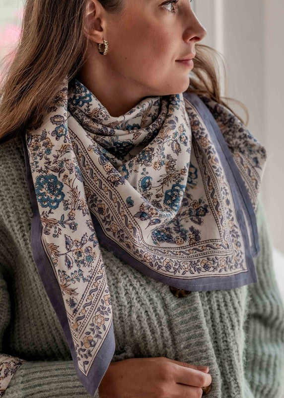 GRAND FOULARD INDIEN - KIALA CÉLESTE
