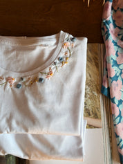 T-SHIRT RICAMI CORONCINA BLUETTE