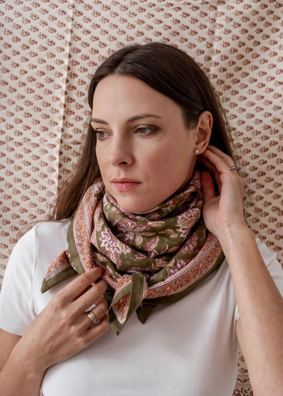 GRAND FOULARD INDIEN  MATIRA VERDE