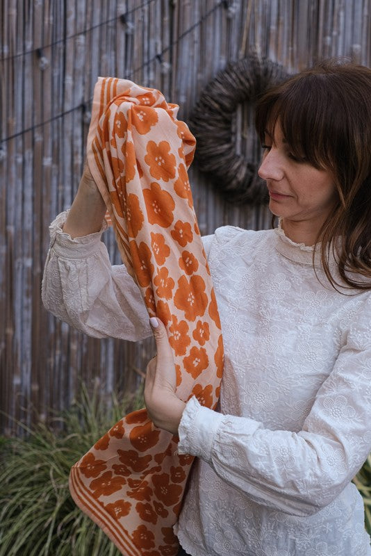 BIG FOULARD LATIKA FLORA BOLD ORANGE