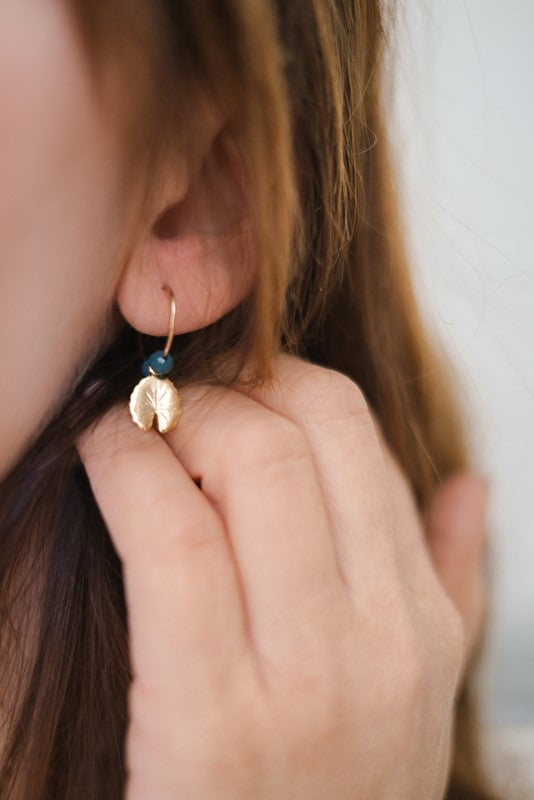 ORECCHINI NINFEA AD ANELLA