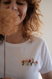 T-SHIRT RICAMI TASCHINO