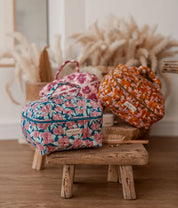 TROUSSE VANITY POSY OPALE