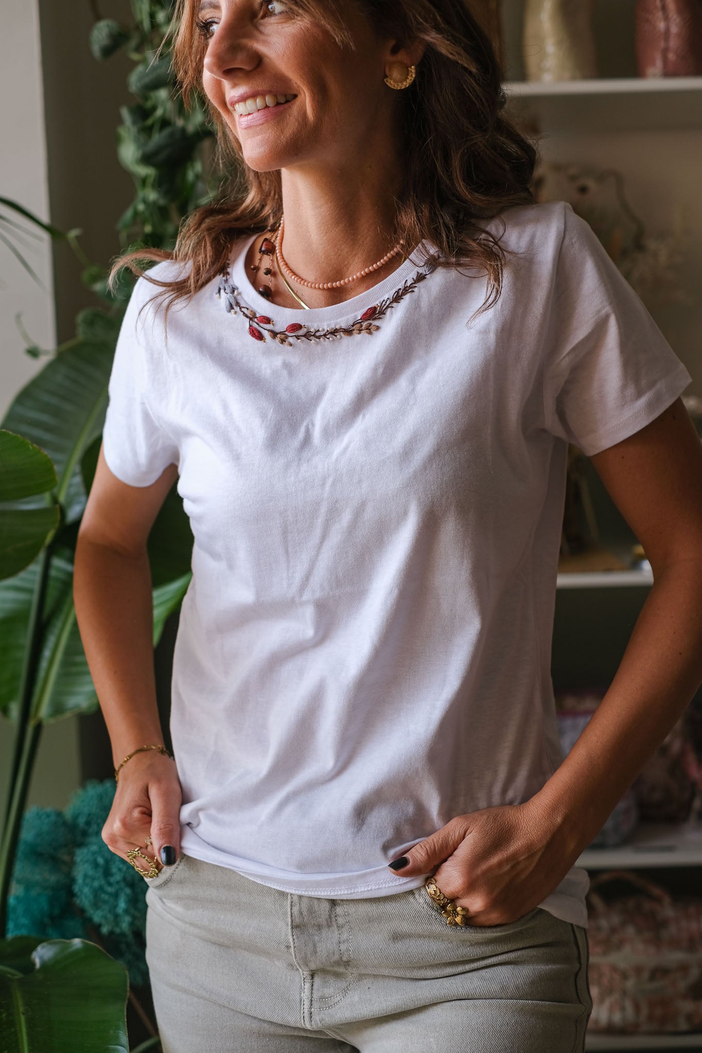 T-SHIRT RICAMI CORONCINA